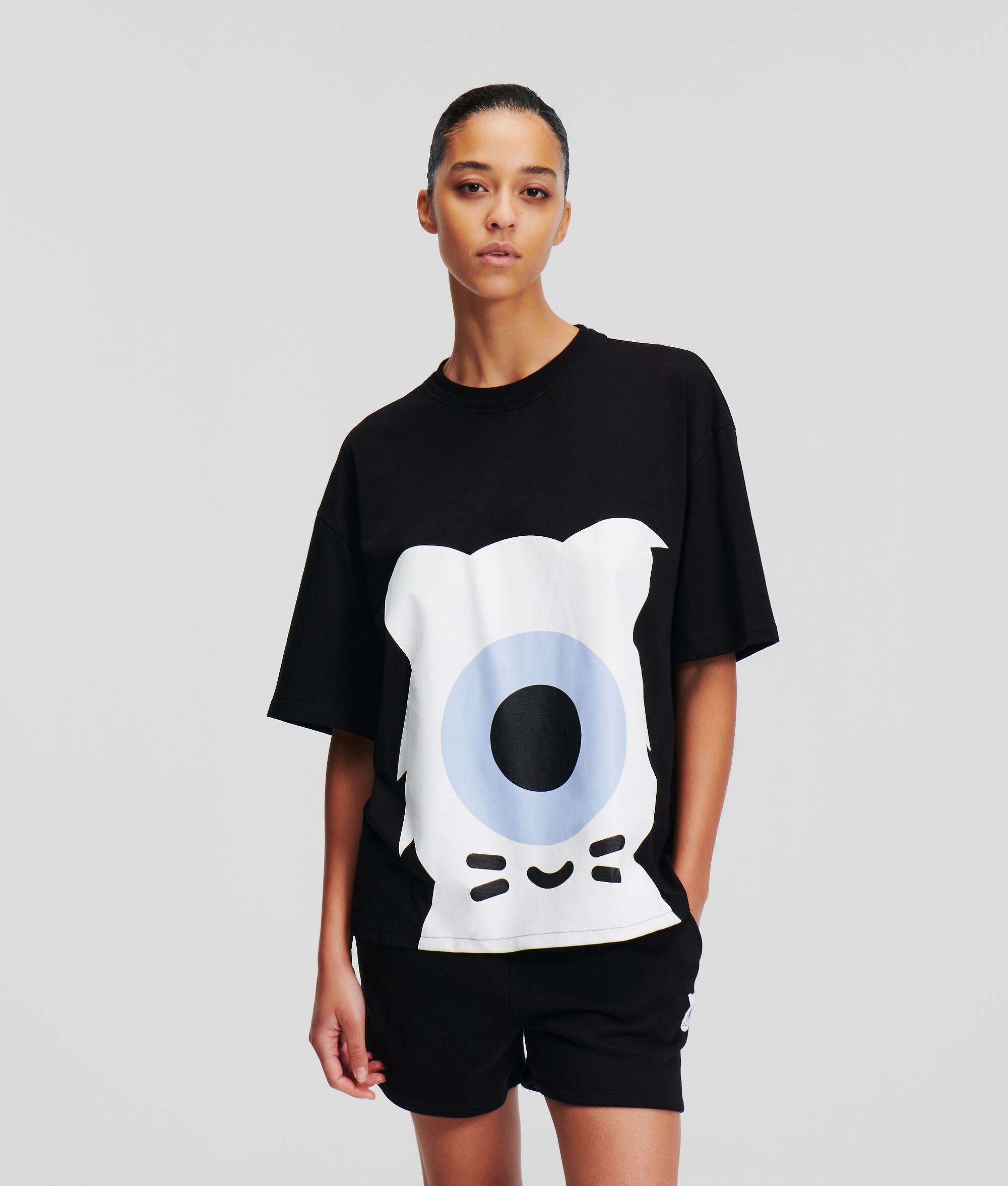 (image for) Cutting-Edge KL X Darcel Disappoints Oversized T-shirt